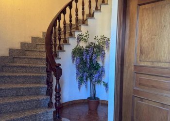 Interno palazzo - Quadrilocale Località Plan Felinaz, 50, Charvensod - foto 5