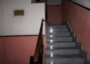 Scala - Quadrilocale via Terenzio Mamiani, 2, Genova (zona Sampierdarena) - foto 17