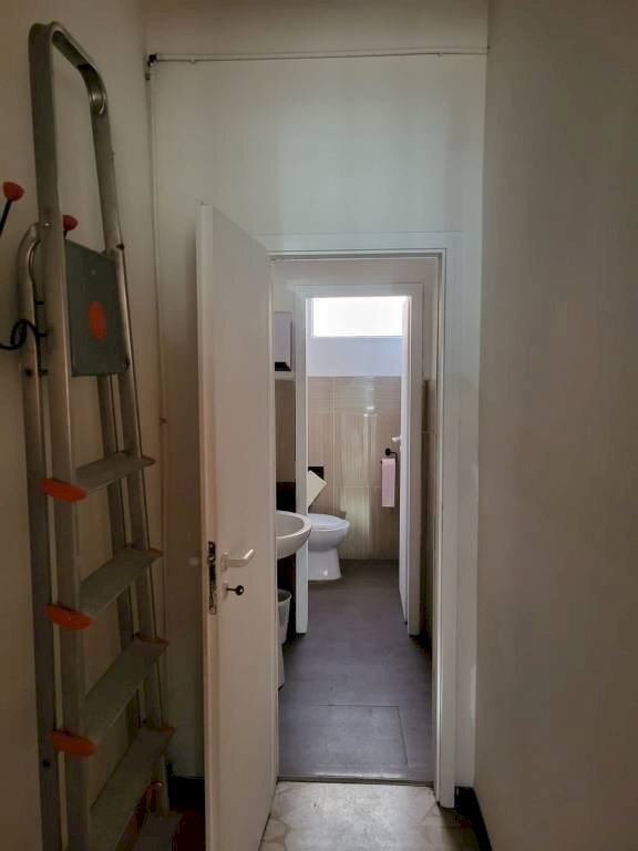 Bagno - Shop via Eleonora Duse, 5, Bologna (neighborhood San Donato) - photo 3