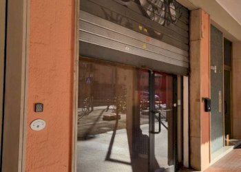 Interno palazzo - Negozio via Eleonora Duse, 5, Bologna (zona San Donato) - foto 4