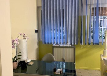 Studio - Ufficio via Azzurra, Bologna (zona Mazzini) - foto 3