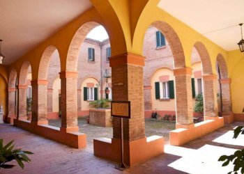 Facciata - Stabile - Palazzo via Frati Capuccini, Budrio - foto 1