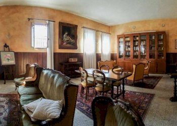 Salone - Stable - Palace via Frati Capuccini, Budrio - photo 17