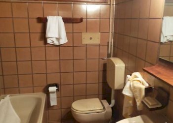 Bagno - Appartamento piazza Kennedy, Camugnano - foto 7