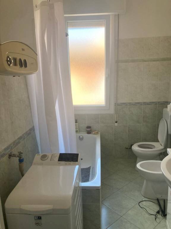 Bagno - Non-buildable land via Ferrarese, 92, Bologna (neighborhood Bolognina) - photo 3