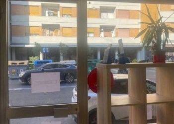 Interno non residenziale - Negozio via Francesco Zanardi, 10, Bologna (zona Saffi) - foto 1