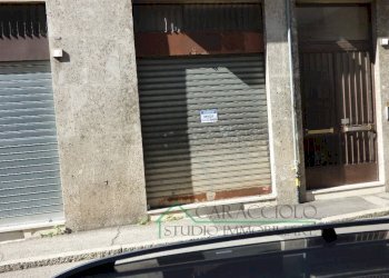 Facciata - Negozio via Don Vincenzo Donadeo, Bollate - foto 6