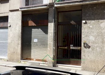 Facciata - Negozio via Don Vincenzo Donadeo, Bollate - foto 12