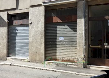 Facciata - Negozio via Don Vincenzo Donadeo, Bollate - foto 16