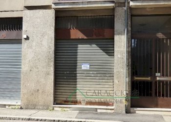 Facciata - Negozio via Don Vincenzo Donadeo, Bollate - foto 19