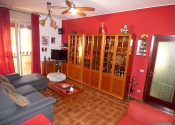 Soggiorno - Three-room apartment via Repubblica, 18, Bollate - photo 4