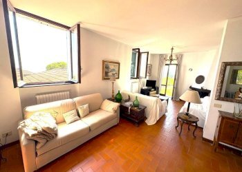 Salone - Villa via Sant'Andrea di Rovereto, 28, Chiavari - foto 10