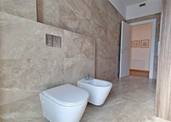 Quadrilocale via umberto I 53, Bra (CN), Bra - foto 15