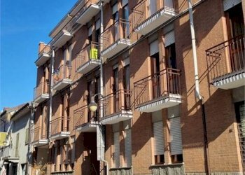 Quadrilocale via umberto I 53, Bra (CN), Bra - foto 30