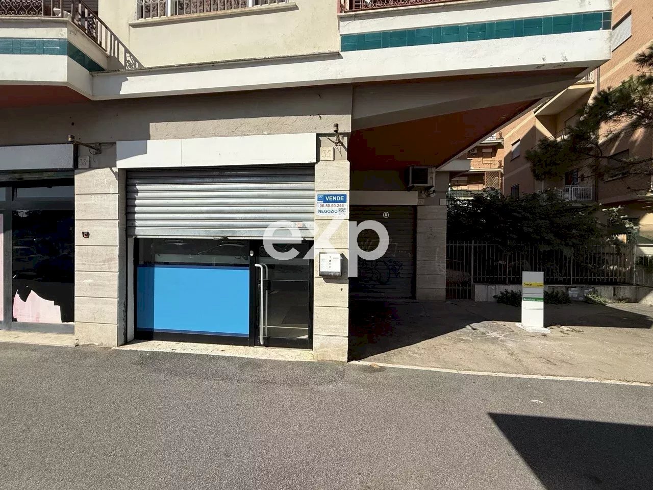 Commercial Premises Viale Capitan Casella, Roma - photo 1