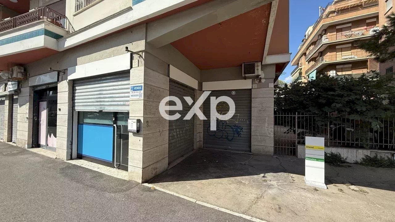 Commercial Premises Viale Capitan Casella, Roma - photo 2