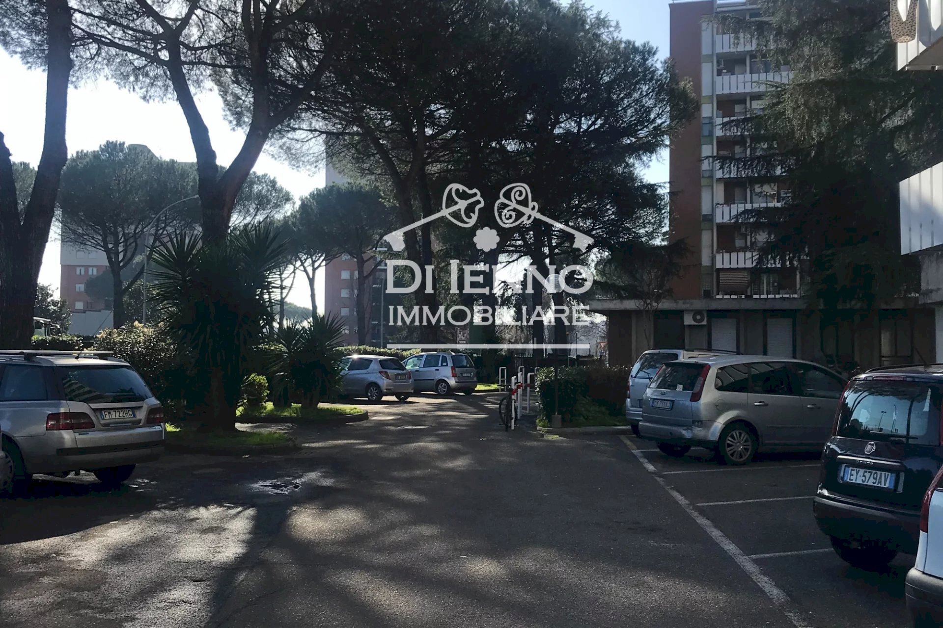 Negozio Via del Forte Tiburtino, Roma - foto 3