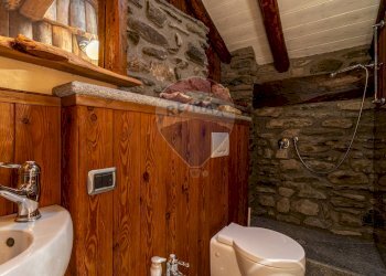 Attic Chez Borgne 
 La Salle, AO, La Salle - photo 34