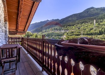 Attic Chez Borgne 
 La Salle, AO, La Salle - photo 36