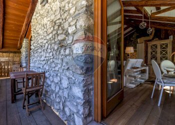 Attic Chez Borgne 
 La Salle, AO, La Salle - photo 38