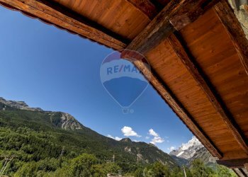 Attic Chez Borgne 
 La Salle, AO, La Salle - photo 39
