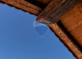 Attic Chez Borgne 
 La Salle, AO, La Salle - photo 40