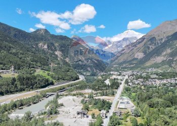 Attic Chez Borgne 
 La Salle, AO, La Salle - photo 49