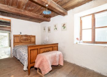 Independent house Borgata Posterle Inferiore, snc, Casteldelfino - photo 11