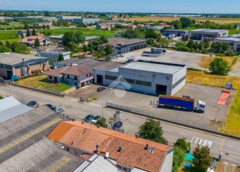 Capannone Via XXV Aprile, Gualtieri - foto 1