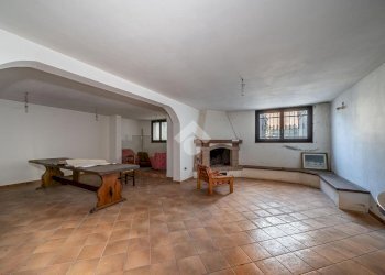 Capannone Via XXV Aprile, Gualtieri - foto 13