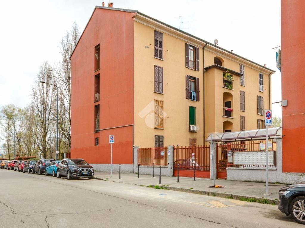 Box Via Luigi Bianchi d'Espinosa, Milano (zona Niguarda) - foto 1