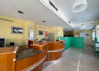 Locale Commerciale Via Brilla, Savona - foto 4