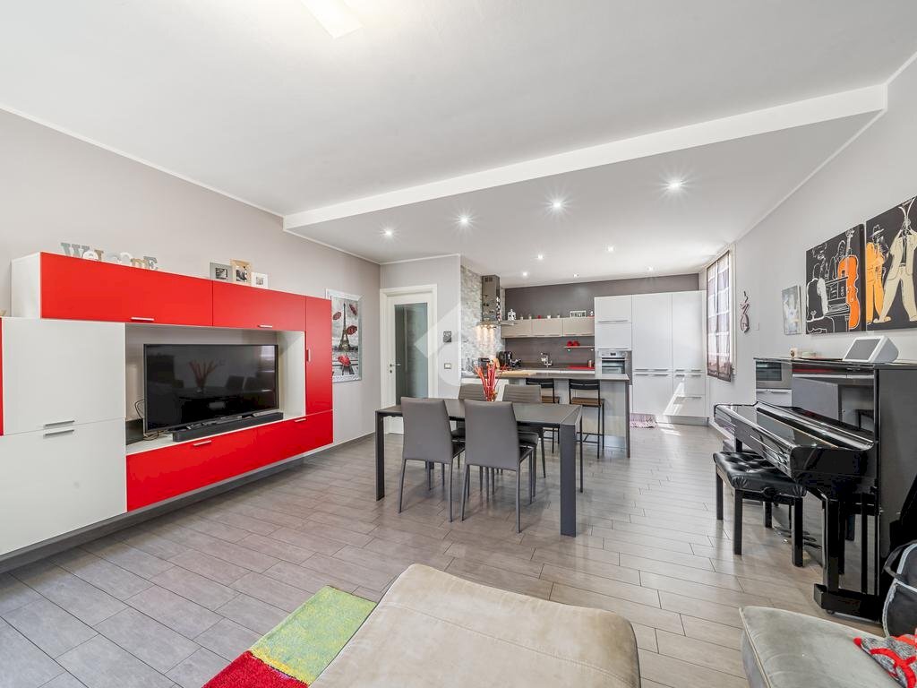 Porzione di casa piazza pighini, Scandiano - foto 2