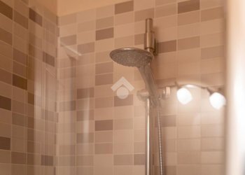 Portion of a house piazza pighini, Scandiano - photo 23