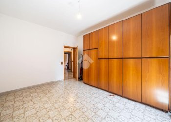 Portion of a house Via ferrari, Viano - photo 9