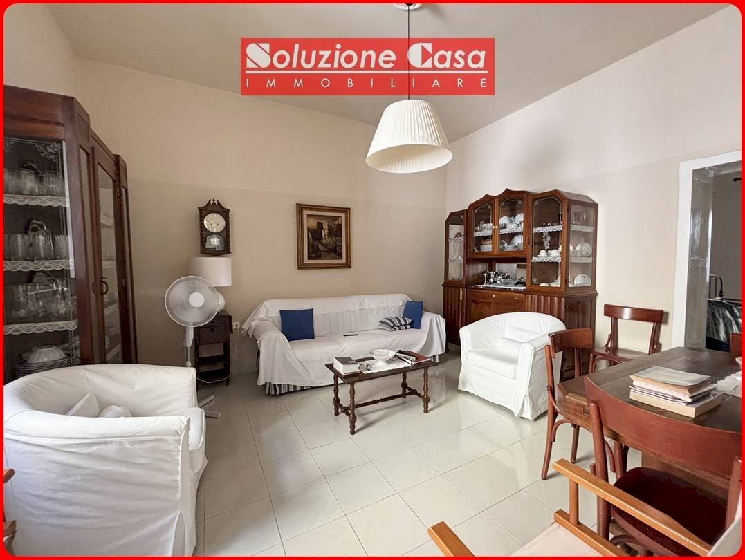 Foto 1 - Casa indipendente Via BARI
 
9, Canosa di Puglia - foto 1