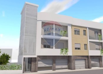 Edificio all\'aperto - Quadrilocale Via Don Francesco Riccardi
 
NC, Sannicandro di Bari - foto 1