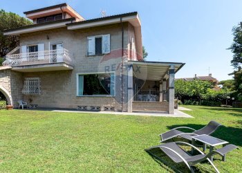 Casa all\'aperto - Villa Via Euripide, Roma - foto 1