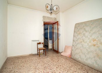 Stanza vuota - Trilocale Via Catania
 
219, Adrano - foto 15