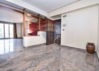 Stanza vuota - Appartamento Via Umberto
 
229, Fiumefreddo di Sicilia - foto 3