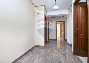 Hall / corridoio - Appartamento Via Umberto
 
229, Fiumefreddo di Sicilia - foto 10