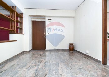 Stanza vuota - Appartamento Via Umberto
 
229, Fiumefreddo di Sicilia - foto 33