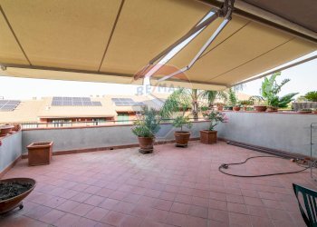 Terrazza - Villa a Schiera Via Salvatore Quasimodo
 
17, Aci Catena - foto 17