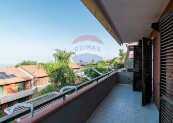 Balcone - Villa a Schiera Via Salvatore Quasimodo
 
17, Aci Catena - foto 21