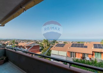 Balcone - Villa a Schiera Via Salvatore Quasimodo
 
17, Aci Catena - foto 23