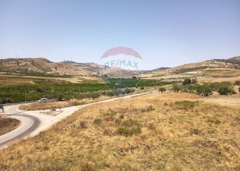 Vista delle montagne - Villa Contrada Balchino SS417
 
snc, Caltagirone - foto 13