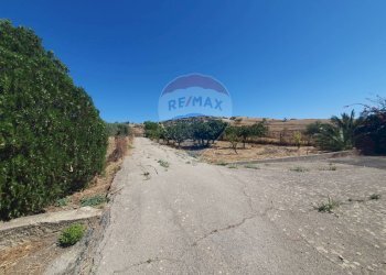 Vista dell\'acqua - Villa Contrada Balchino SS417
 
snc, Caltagirone - foto 28