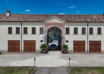 Casa all\'aperto - Villa Piazza della Libertà, Castelmassa - foto 8