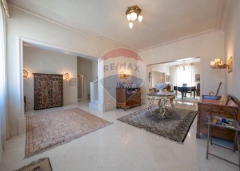 Sala da pranzo - Villa Piazza della Libertà, Castelmassa - foto 22