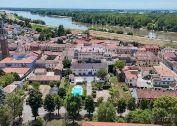 Vista dell\'acqua - Villa Piazza della Libertà, Castelmassa - foto 41